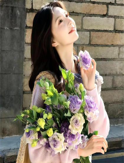 俄罗斯骚浪妇女_夜来香免费观看视频在线